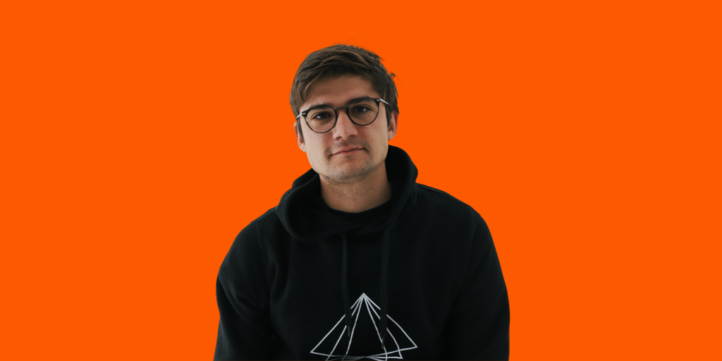 Georgii Vysotskii discusses how Gracia enables web-based streaming of 4D Gaussian Splatting through compression and WebXR rendering.