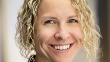 Dr. Stephanie Simmons, Founder of Photonic.