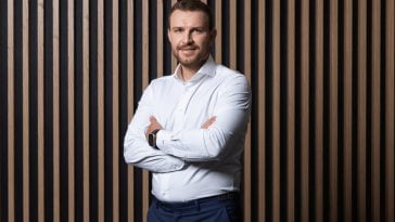 Piotr Mazur, CEO of paymove.
