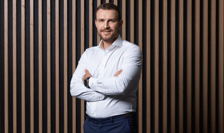 Piotr Mazur, CEO of paymove.