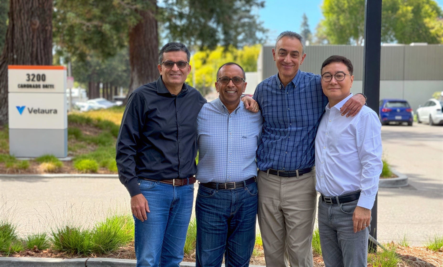 Rajiv Khemani, CEO of Velaura AI